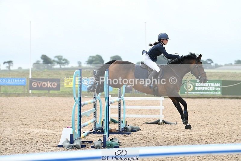 250807-114405-00766 - 1m Round 1