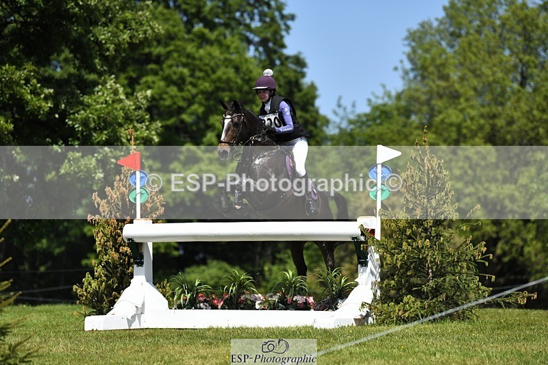 230527-140734-09863 - 320-CAVALIER_GUNFIRE-Tabitha_Baker-XC