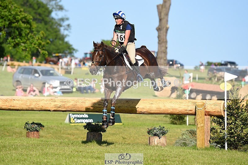 230527-180412-13718 - 169-DHI_HOUDINI-Sophie_Hodgson-XC