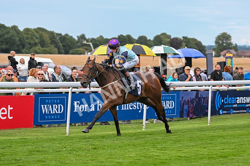 210725-Race 3-Mysteryofthesands-7205 - Race 3