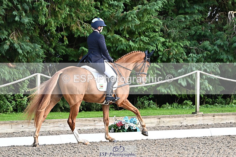 241023-154933-00778 - 010-Julia.Norman-SCOTCH.ON.THE.ROCK'Z