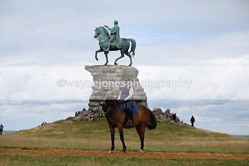 DSC_9111 - Time at Statue 14:33 to 15:10