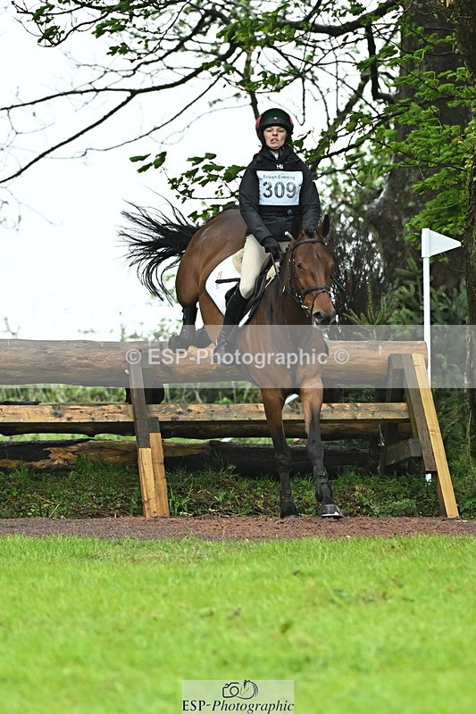 250418-162355-07169 - 309-Georgina.Ewell-LASAIRFHIONA