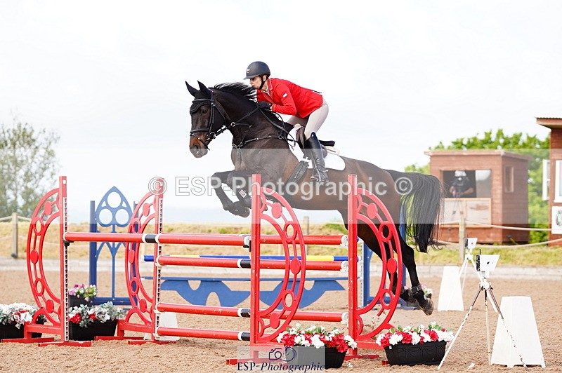 240526A-100638-07298 - Cls 25 National 1.30m Open