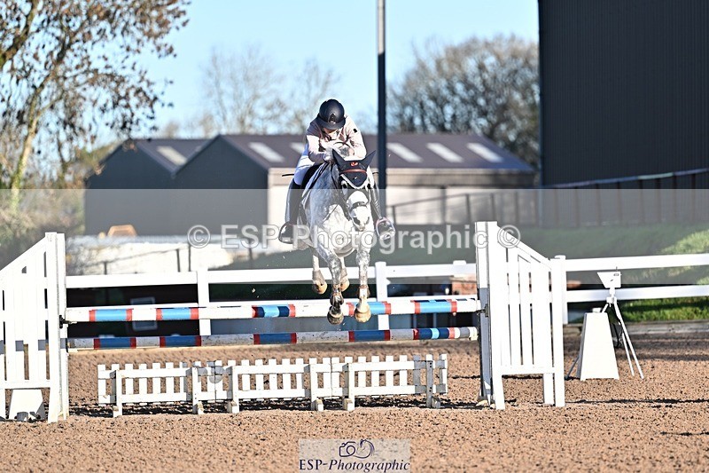 251203-102026-00114 - Cls 1 British Novice and 90cm Open