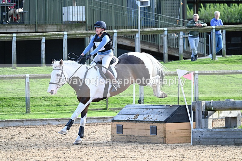 WJ7_5817 - Time 16:18 to 16:39