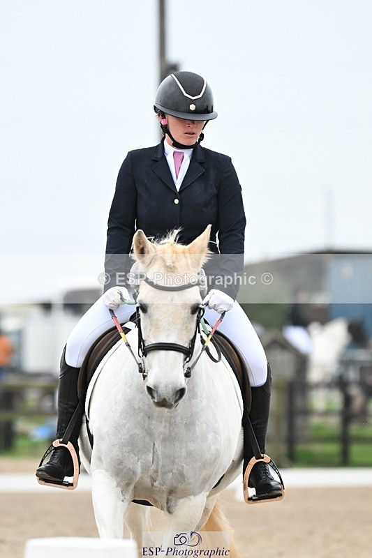 241103-101813-00312 - Intro 3 - 9.40 to 10.40