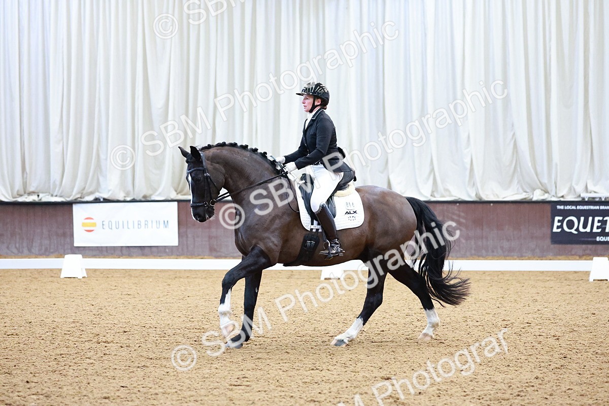 SBM_001285 - Class 18-15-16-22 - Elementary 5 Novice 5-Novice 6