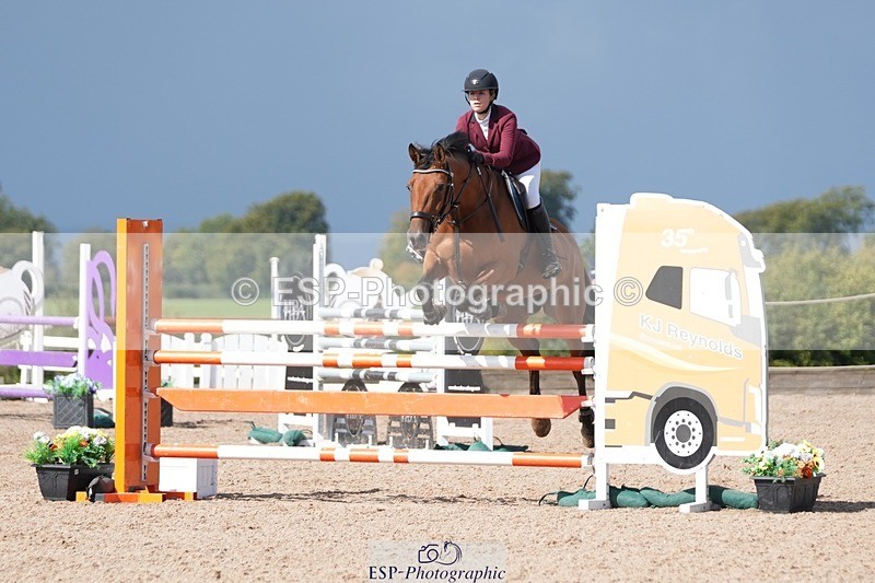 250913-122200-06869 - Cls 15 Snr Foxhunter