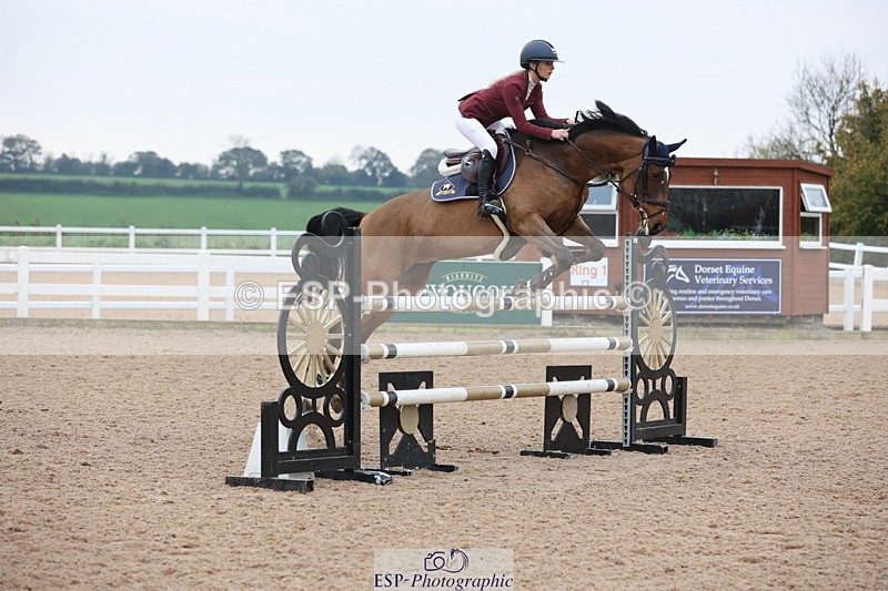 241101A-121447-01689 - FRI Cls 5 Newcomers and 1.10m Open