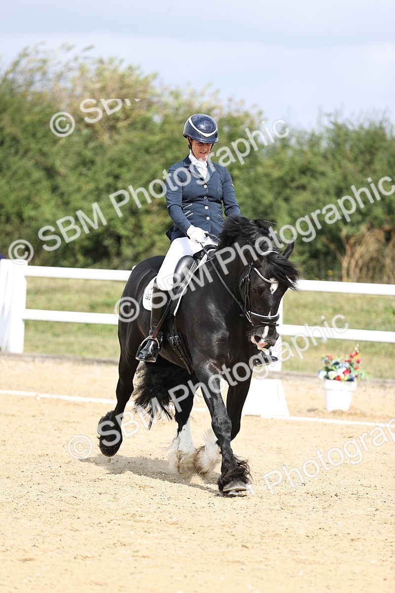 SBM_016711 - Class 14 Novice 23 - 11.53-12.56