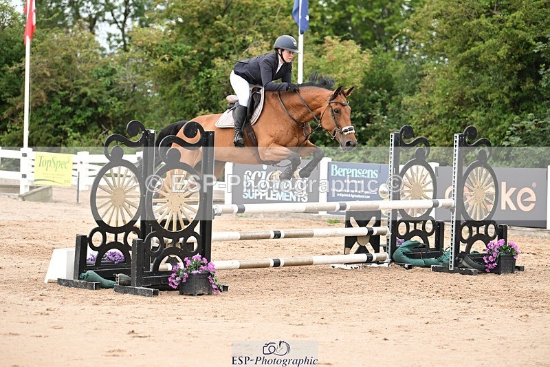 250727-094012-08872 - Cls 31 British Novice and 90cm