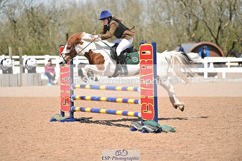 240504A-132859-01758 - Cls 18 & 19 Club & Schools 90cm