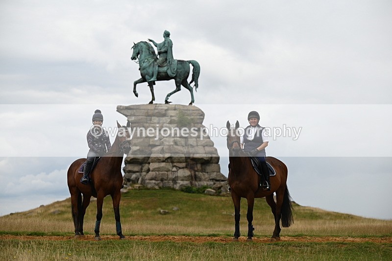 DSC_5822 - Time at Statue 11:46 to 12:16