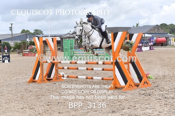 BPP_3136 - CLASS 13 SUN Senior BritiNovice/ 90cm Open