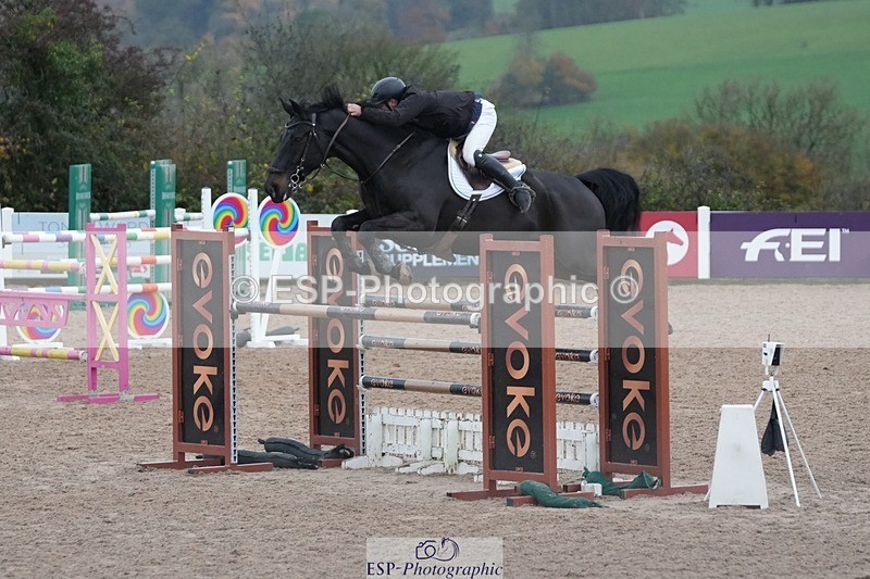 251107-150157-01481 - Cls 7 Blue Chip Grade B&C Qualifier