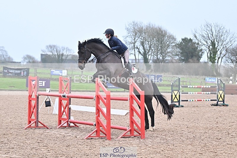 260114-134305-00467 - Cls 5 Foxhunter and 1.20m