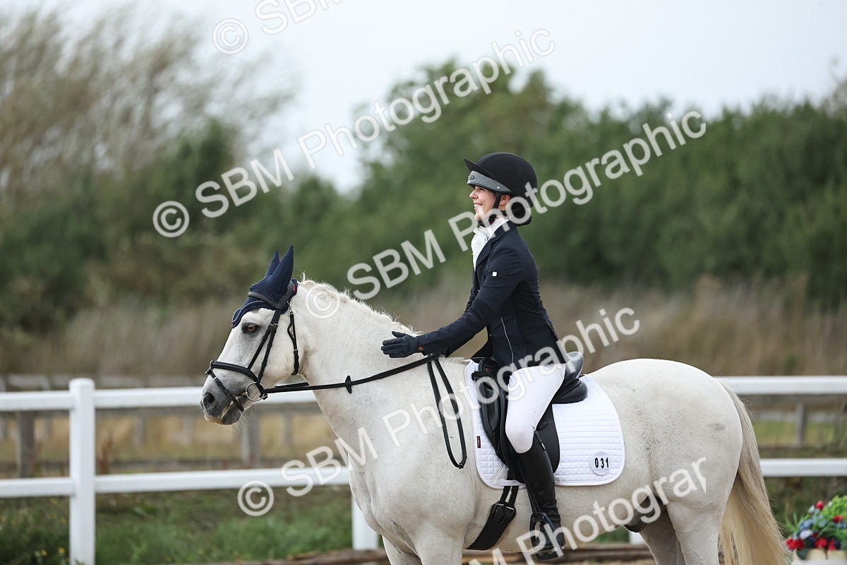 SBM_004262 - Class 8 - Novice 3 Champs