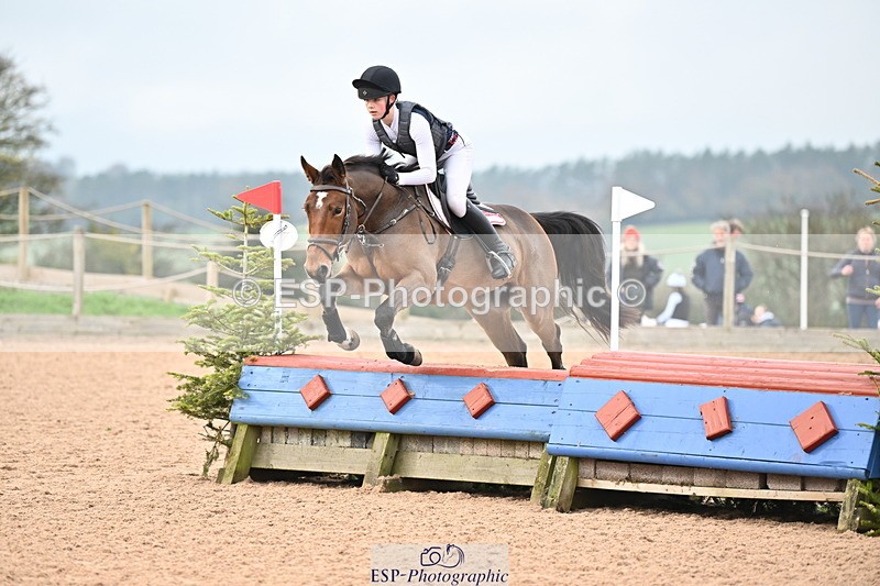 241110A-120646-00748 - 80cm 11.30 to End