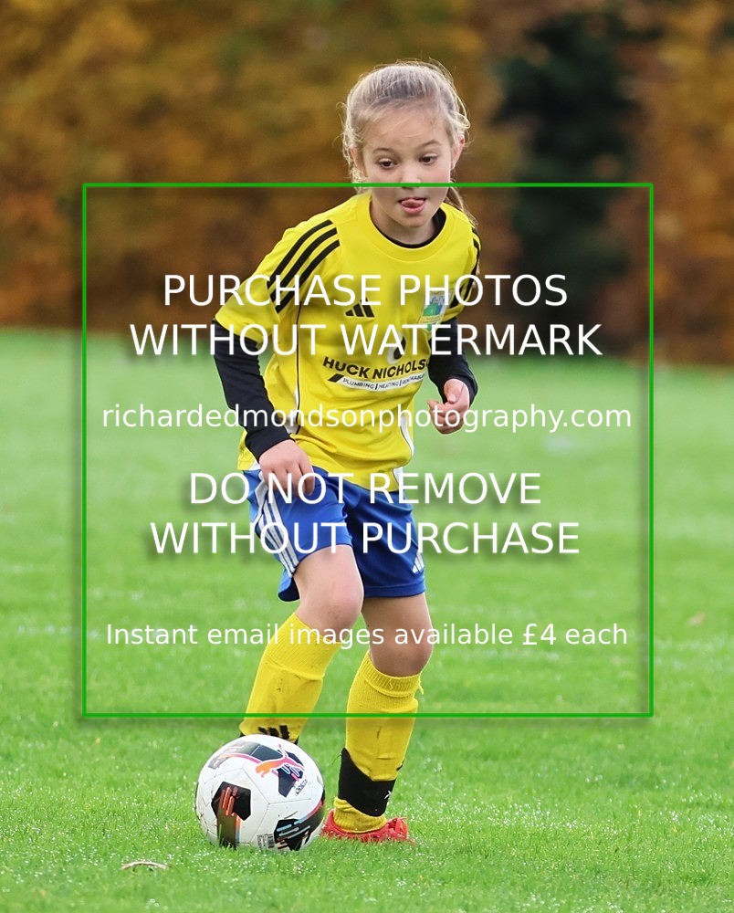 533A3041 - Kendal Utd U8's vs Sedbergh Wanderers Juniors U8 (8/11/25)