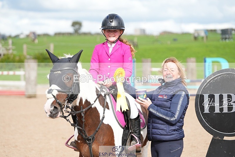 250921-151335-03802 - Cls 20 Pony 80cm Derby