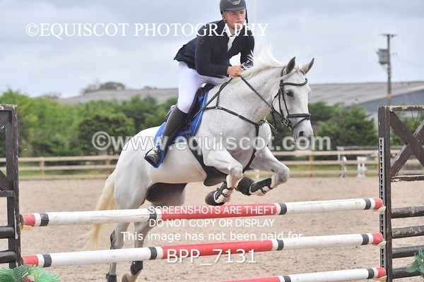 BPP_7131 - CLASS 4 Senior Newcomers/ 1.10m Open