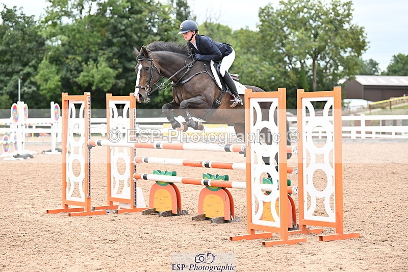 250820B-132015-00763 - Cls 4 Newcomers and 1.10m Open