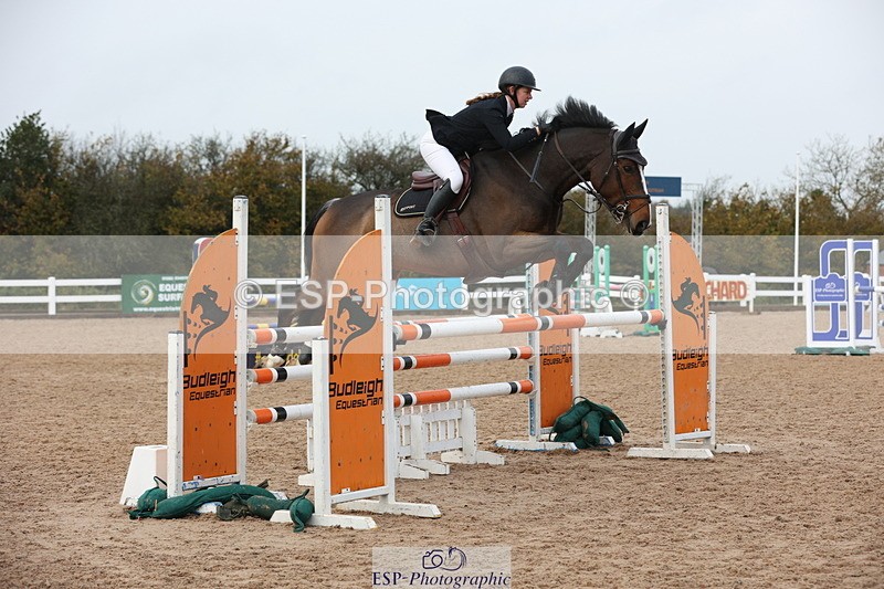 231112A-123626-04084 - Cls 19 Snr 1.05m Open