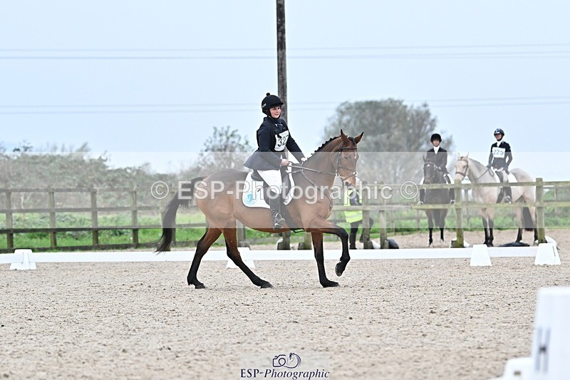 241103-145238-02646 - Novice 1 - 14.44 to 16.08