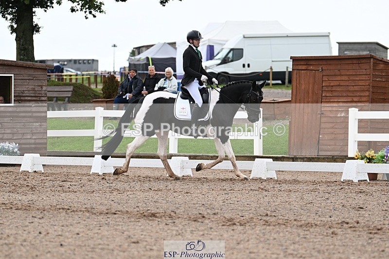 250907-120127-07340 - 020-Leo.De-ValentinoBarfields.Cosmopolitan