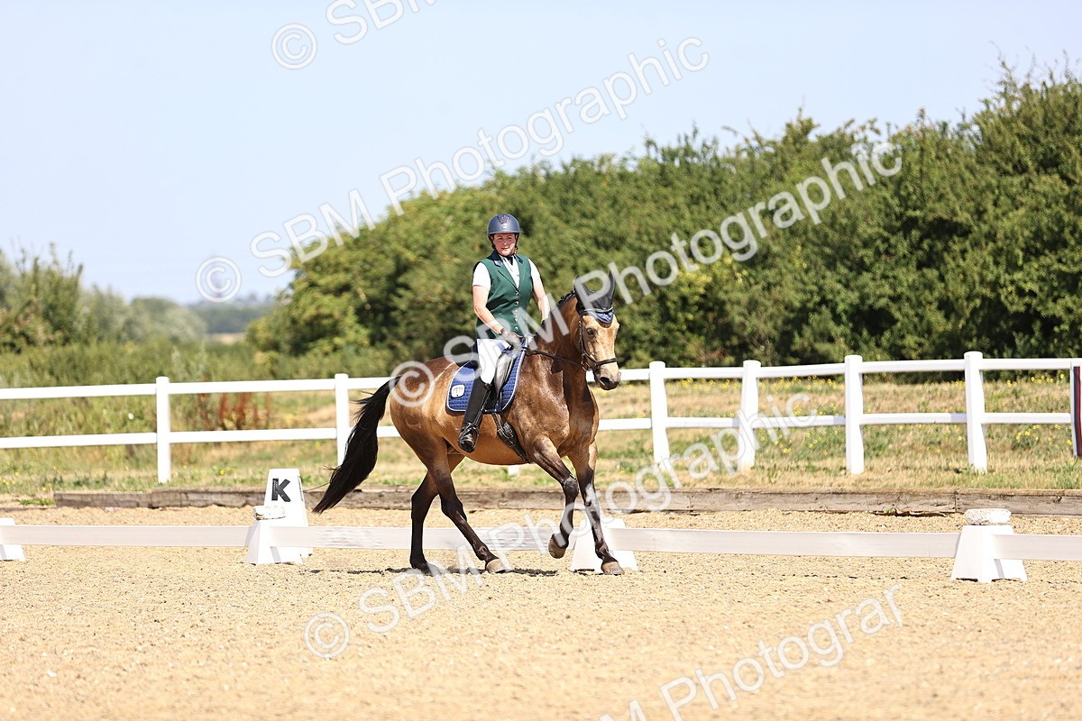 SBM_009480 - Novice 5 - 9.50-10.53