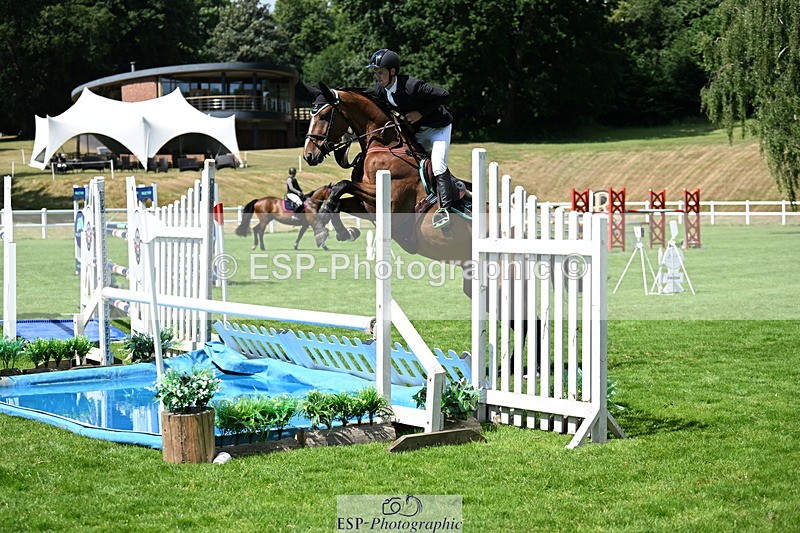 250703A-111228-03117 - Cls 1 Snr Foxhunter