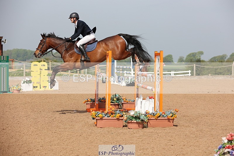 240511A-102812-11753 - Cls 33 Snr 1.20m Open