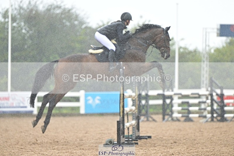 240925A-133605-00940 - Cls 4 Newcomers and 1.10m Open