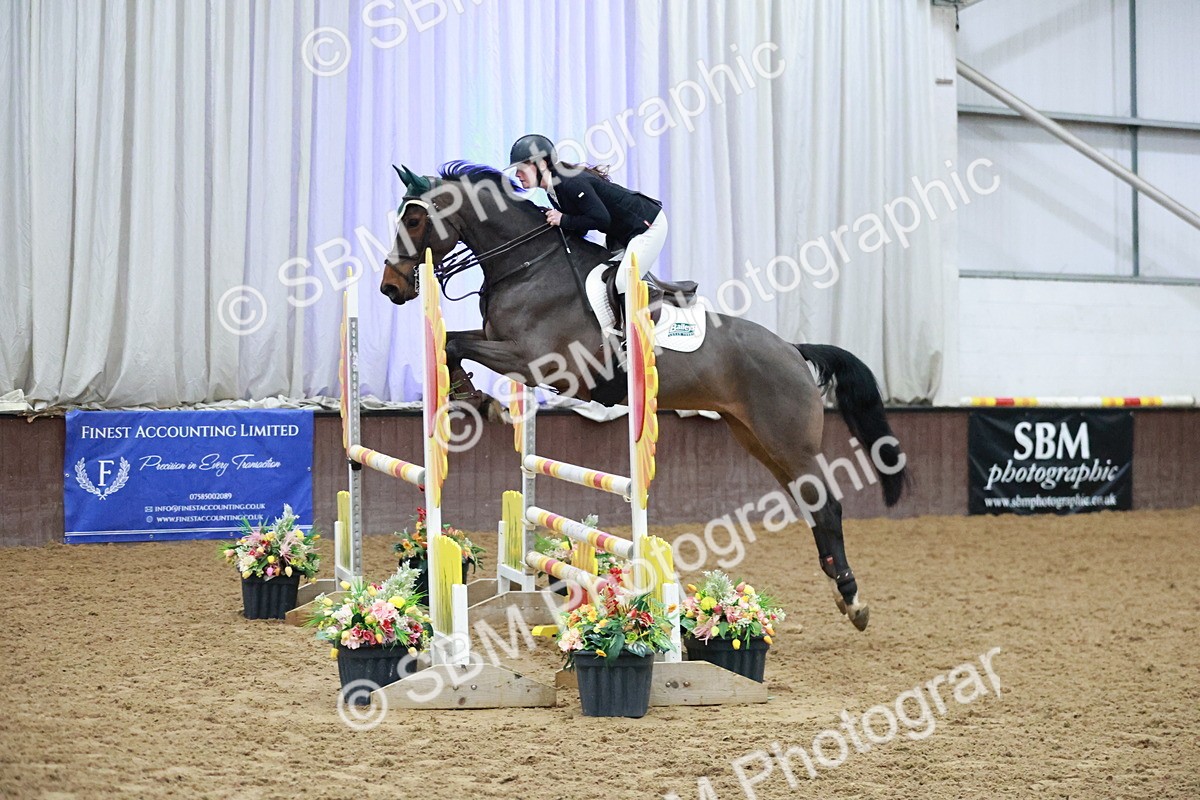 SBM_004488 - Class 17 - Senior Newcomers - 1.10m