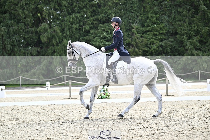 000101-193745-04011 - 421-ASK_FOR_MANCHIER-Tom_Jackson