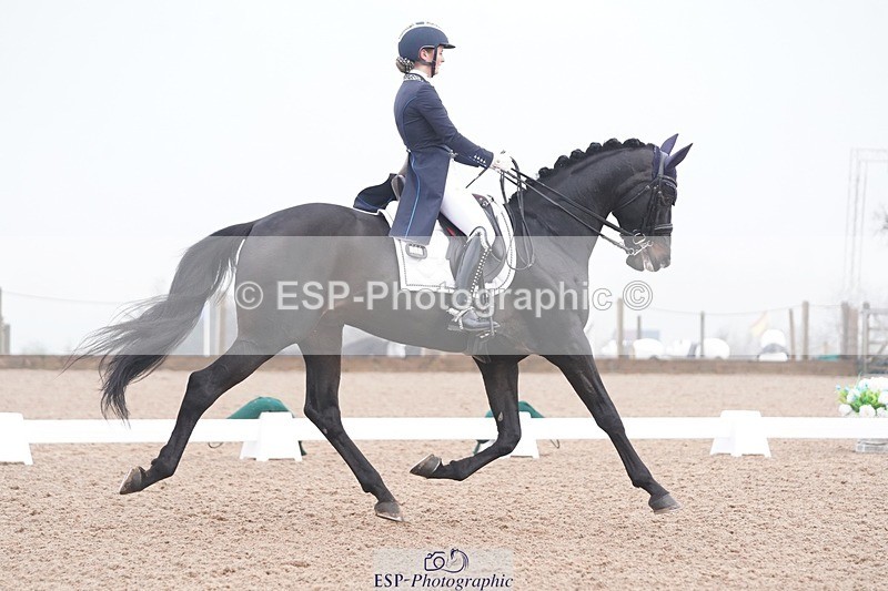 250404-083406-03782 - 069-India.Hamilton-Burnet-Kissingdale