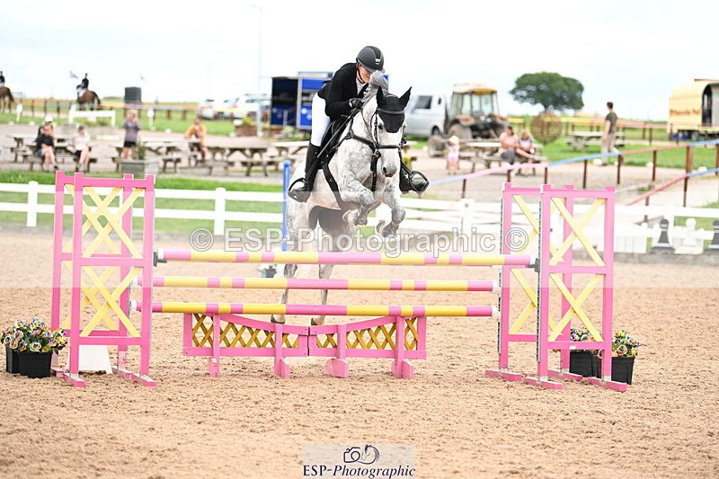 240802A-134103-04650 - Cls 25 1.05m Amateur Qualifier