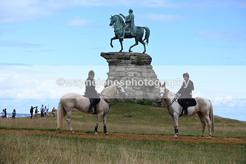 DSC_8485 - Time at Statue 13:52 to 14:33