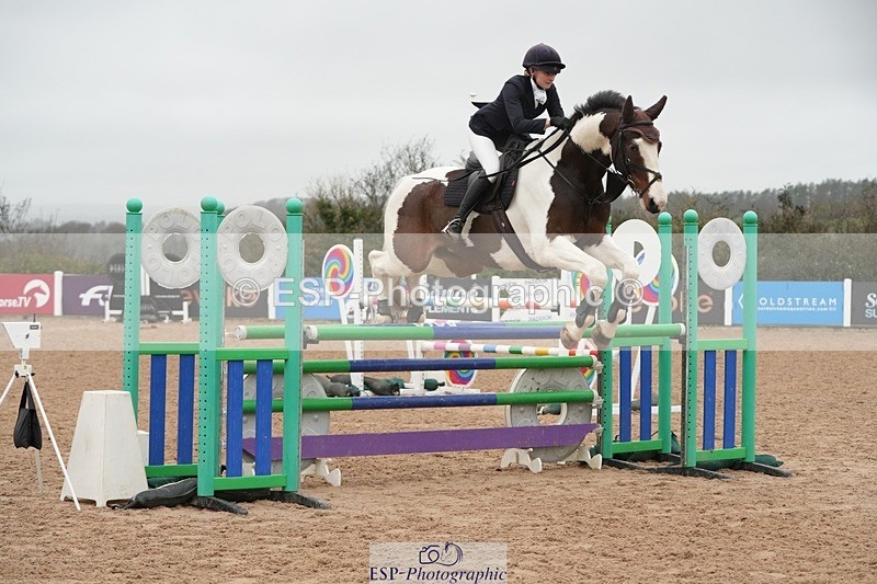 251109-115951-03698 - Cls 20 Newcomers and 1.10m Open