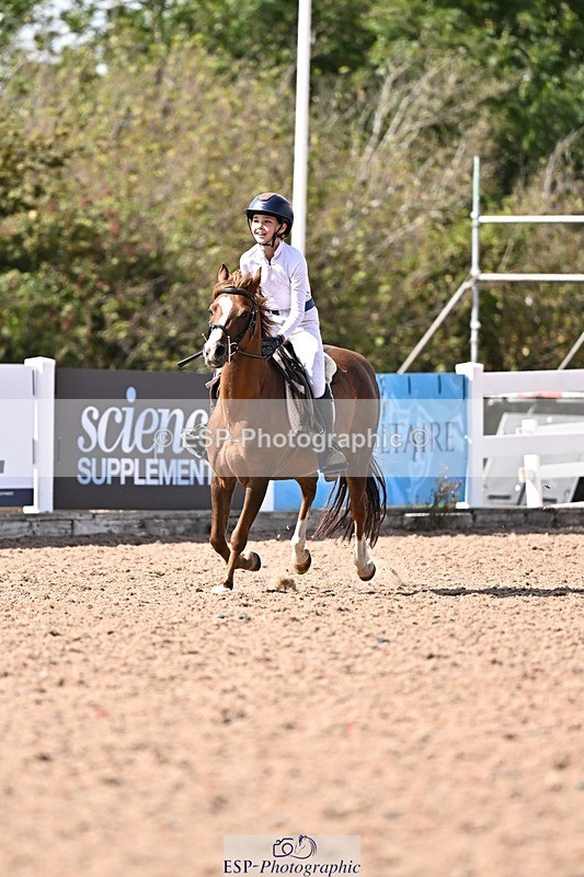 260818-153921-00103 - Clear Round