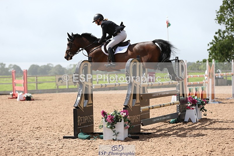 230812A-121214-08933 - Cls 32 Foxhunter