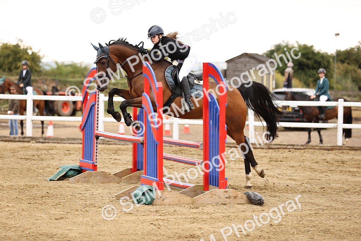 SBM_024460 - Class 8 - Clear Round