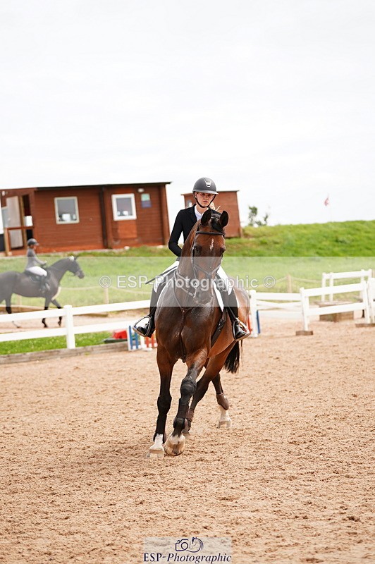 240803A-141206-08420 - Cls 38 1.05m Amateur Qualifier