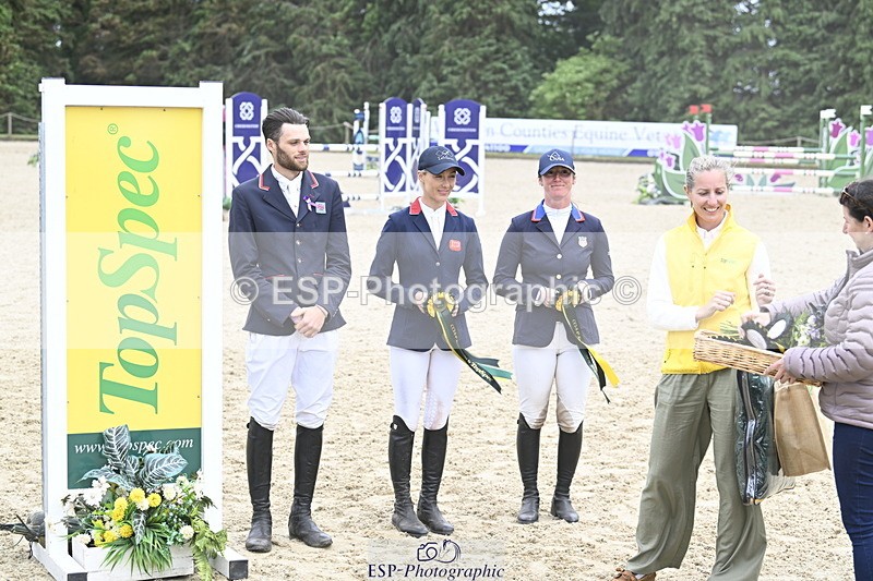 250525A-162254-18705 - Presentations Section D CCI 4 Star