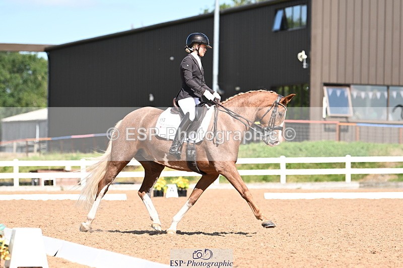 240816A-131713-05014 - 113-Ruby.Gumbley-Nova's.Golden.Dream