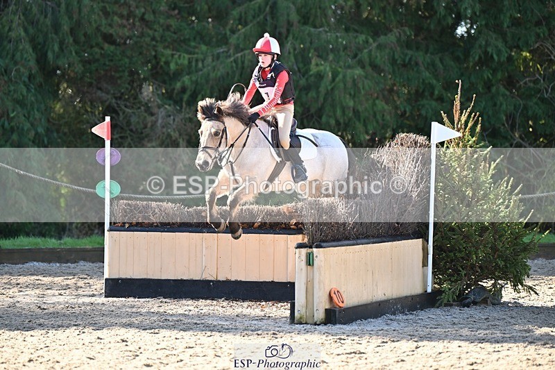 240303-102411-02852 - Cls 2 80-85cm Start to 11.00 CW