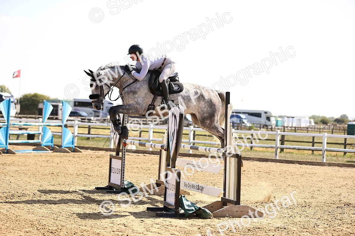 SBM_006989 - Class 13 - Senior Newcomers - 1.10m