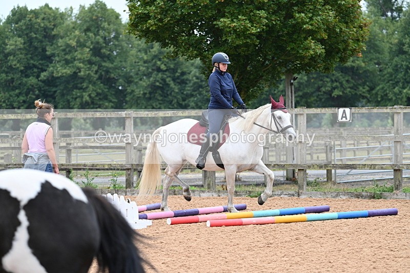 WJ7_7687 - Poles 10:00am