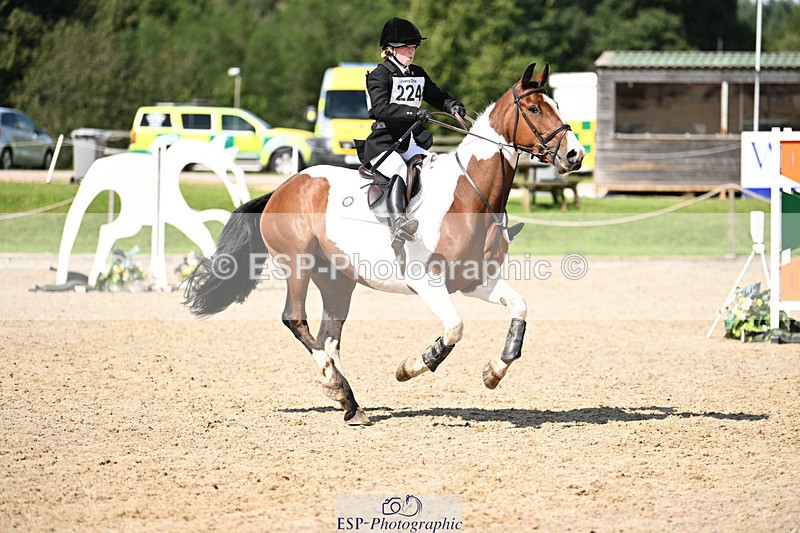 240824X-145554-29496 - 80cm Round 2 14.30 to 15.30